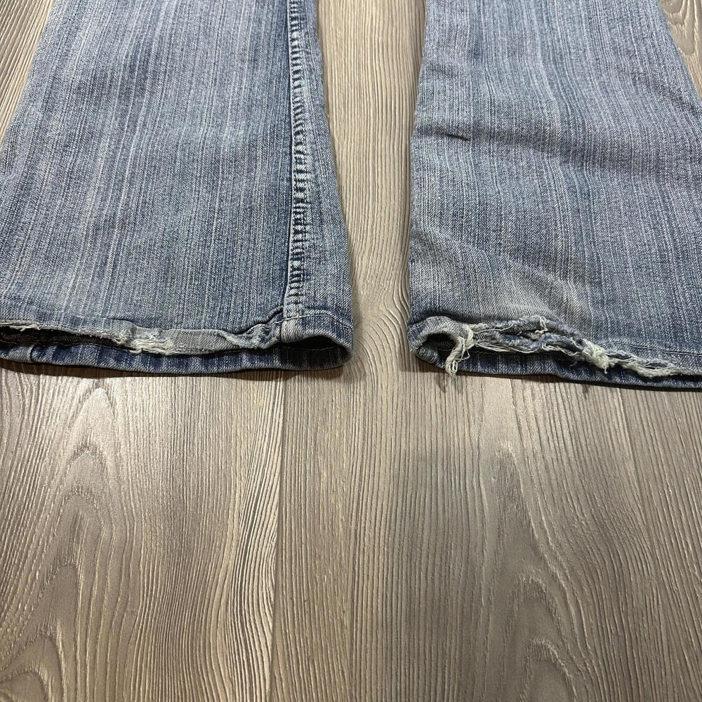 Y2K Vigoss Low Rise Flare Jeans with Triple Button‎ Detail - Picture 7 of 8